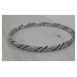 S.S Vtg. N/A 17.6gms T.W Hallmarked Ron Bangle