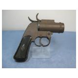 WWII Pyrotechnic 37mm Signal Flare Pistol Untested