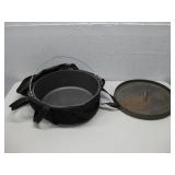 Cast Iron Pot W/ Lid & carrying Case Observed Wear