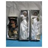 Three Duck House Heirloom Dolls See Info