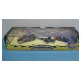 1999 Hot Wheels Fire Workz Car & Boat Set