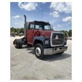 1995 Ford L9000 Highway Tractor