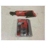 Milwaukee 3/8" Ratchet and Milwaukee CP2.5 Battery