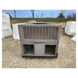 Carrier HVAC Unit