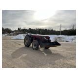 Universal 530 Tractor With Loader