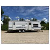 2002 Dutchman Lite 28' Travel Trailer
