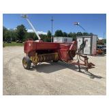 New Holland 276 Square Baler