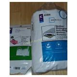 COTTON PILLOW PROTECTOR AND KING MATTRESS