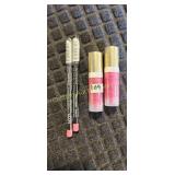 4CT MAKE-UP BLUSHES & LIP PENCILS