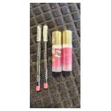 4CT MAKE-UP BLUSHES & LIP PENCILS