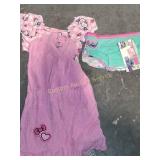 GIRLS BRIEFS S/4 AND HELLO KITTY SIZE 4