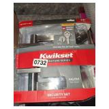 KEYED ENTRY DOOR KNOB SET