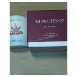 MINKY MANNER OF HANDY HAPPINESS SCENTED CANDLE