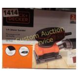 BLACK & DECKER SHEET SANDER