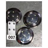 3 PUCK LIGHTS WITH REMOTE CONTROL