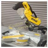 DEWALT 12' DOUBLE BEVEL SLIDING COMPOUND MITER