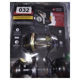 KEYED ENTRY DEADBOLT DOOR KNOB COMBO