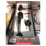 FRONT DOOR LOCK SET