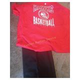SOZE 8 LEASURE WOMAN PANT AND 3X HAWKS TSHIRT