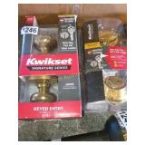 DOOR KNOB AND DEADBOLT