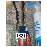 2 SCREWDRIVERS ABD CHAINSAW CHAIN