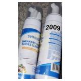 2 FOAMING SHOE CLEANERS