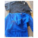 XL T-SHIRT AND MEDIUM SWEATER