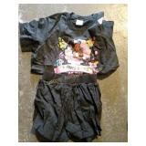 GIRL MEDIUM SHIRT AND SHORTS