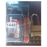 2 COMBINATION LOCKS