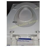 ELONGATED TOILET SEAT WITH POTTY SEAT