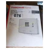 NON PROGRAMMABLE THERMOSTAT