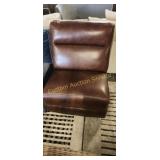 ARMLESS LEATHER POWERED RECLINER RETIAL $599