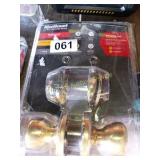 KEYED DEADBOLT AND DOOR KNOB COMBO