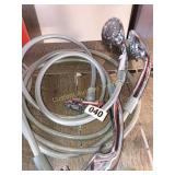 3 SHOWERHEAD AND HOSES