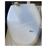 TOILET SEAT