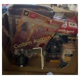 BOX OF HOUSEHOLD ITEMS