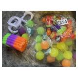 LOT OF HALLOWEEN TOYS