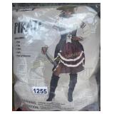 WOMENï¿½S LARGE PIRATE COSTUME