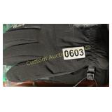 3M MEDIUM INSULATED GLOVES