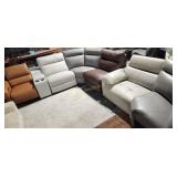 7PC LEATHER SECTIONAL SOFA W/2 PKWERED RECLINERS