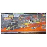 METAL ALLOY VEHICLE TOY