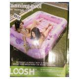 PINK TROPICAL LEAVES TANNING POOL