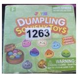 SURPRISE SQUISHY DUMPLING TOY