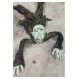 ZOMBIE GROUND BREAKER DECORATION
