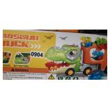 DINOSAUR TRUCK PLAYSET