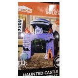 HAUNTED CASTLE TRUNK OR TREAT INFLATABLE