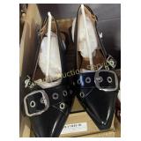 WOMENï¿½S SIZE 7 SHOES