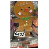 GINGERBREAD STOCKING HOLDER