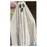 24' HANGING GHOST DECOR