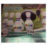 GIANT INFLATABLE BOWLING SET